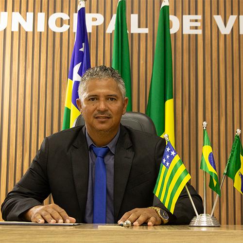 Valdinei Teicheira de Moura